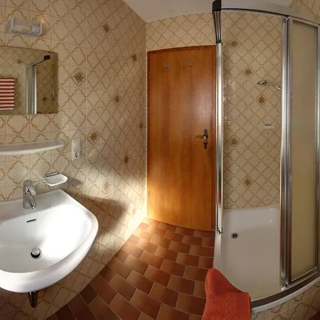 Gaestehaus Sterrhaeusl - Chiemgau Karte Pensionat