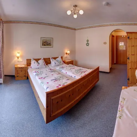Gaestehaus Sterrhaeusl - Chiemgau Karte * Inzell